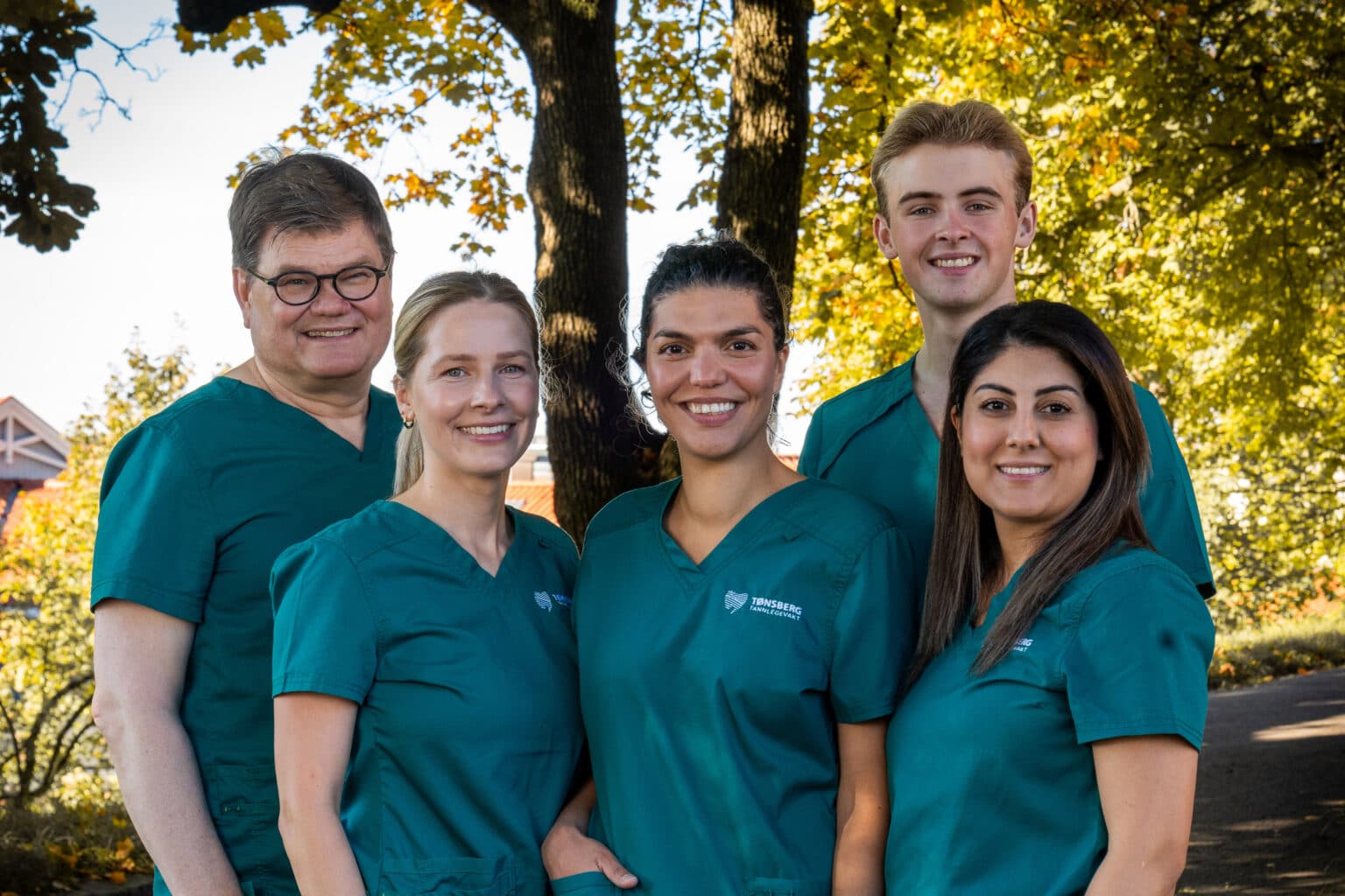 Gruppebilde av kollegaer fra Tønsberg Tannlegevakt